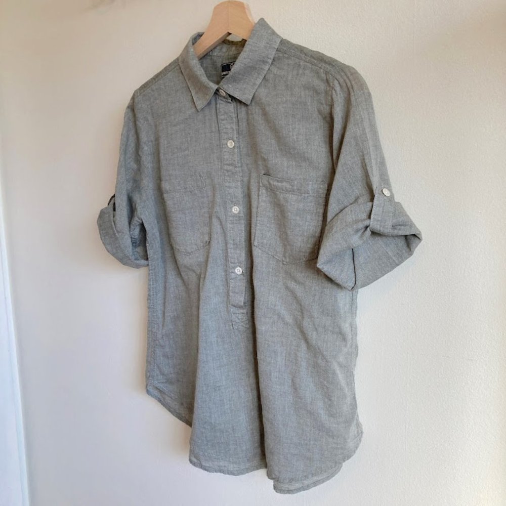 United By Blue Lightweight Organic Cotton Half Button Down Shirt Med